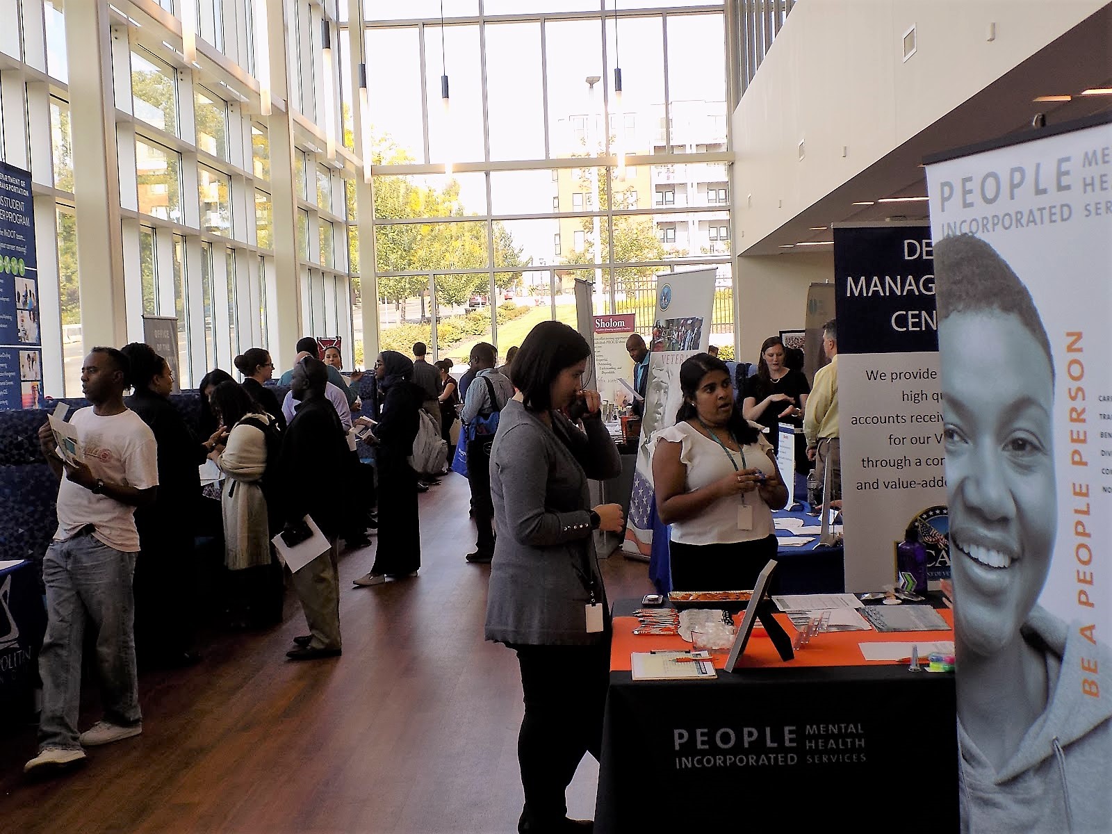 You are currently viewing Metro State holds its largest job fair of the year